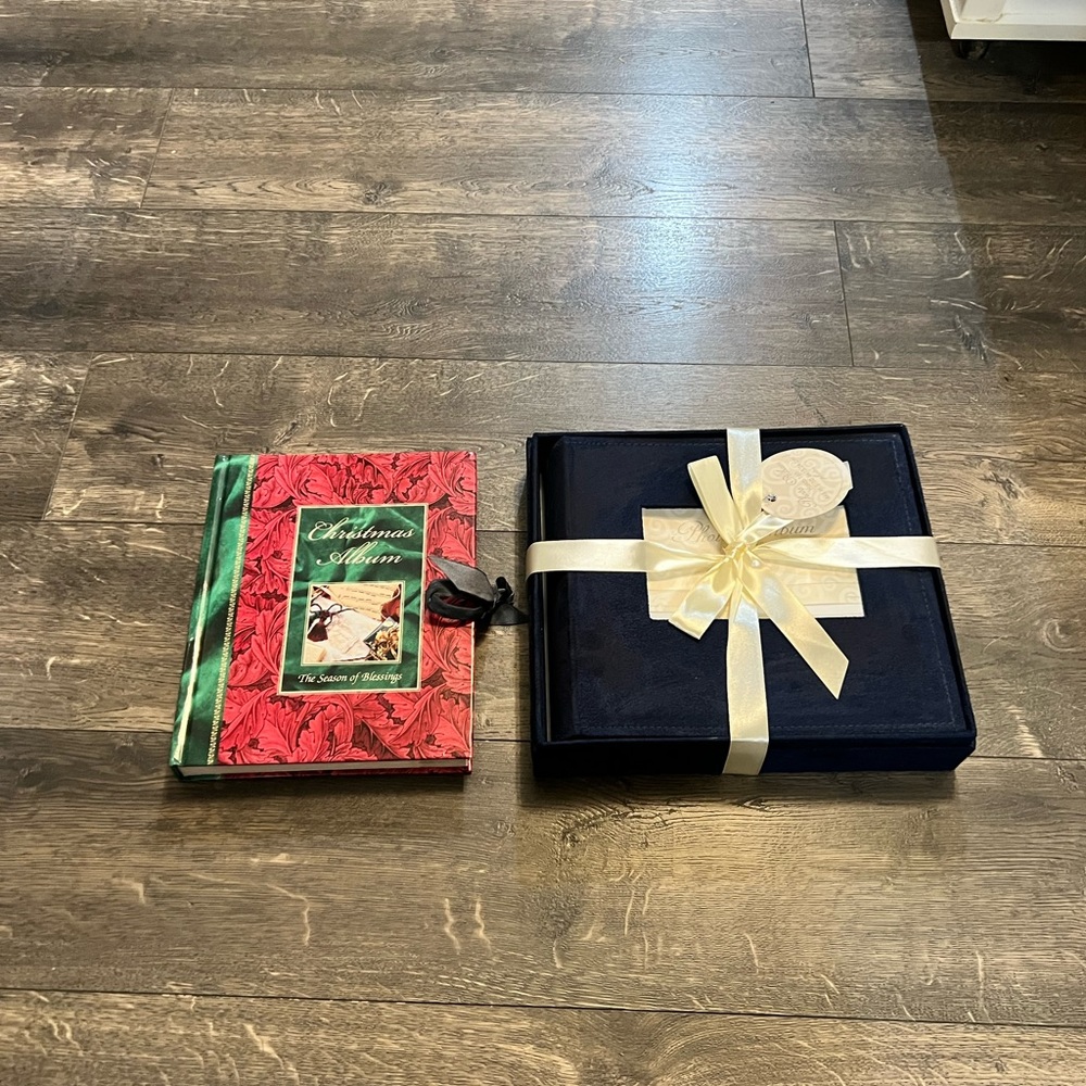 Set of 2 Photo Albums NEWโ